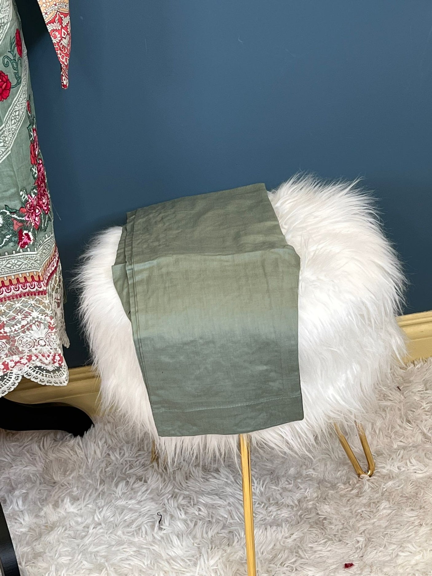 Pakistani Stitched Embroidered lawn Salwar kameez ready to ship