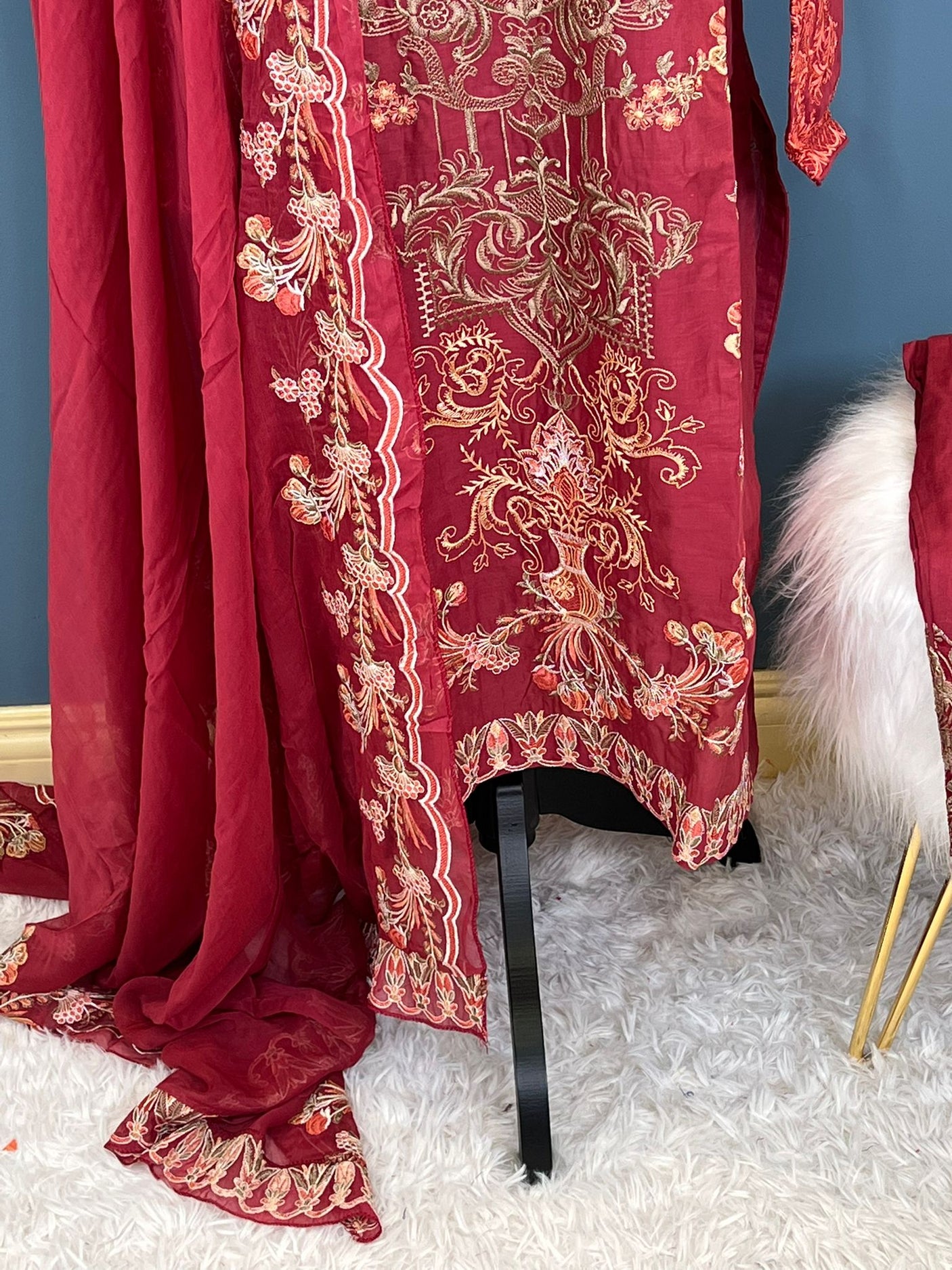 Pakistani Stitched Embroidered lawn Salwar kameez ready to ship