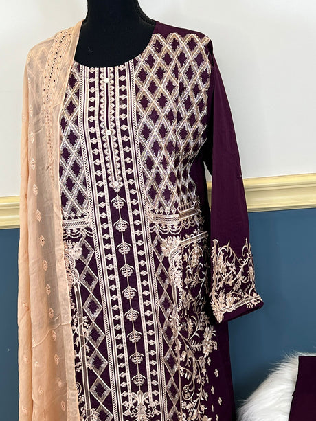 Pakistani Stitched Embroidered lawn Salwar kameez ready to ship