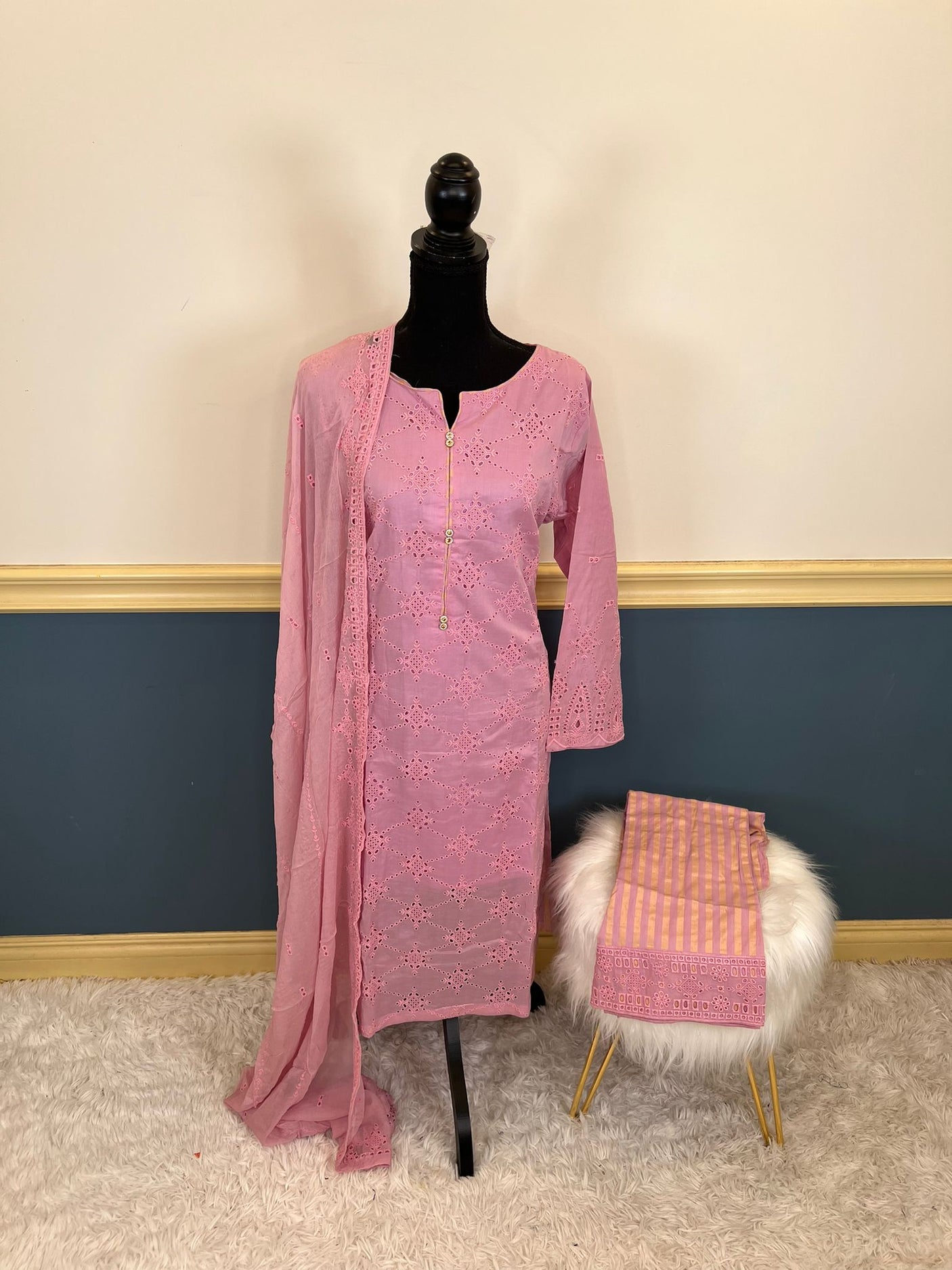 Pakistani Stitched Embroidered lawn Salwar kameez ready to ship