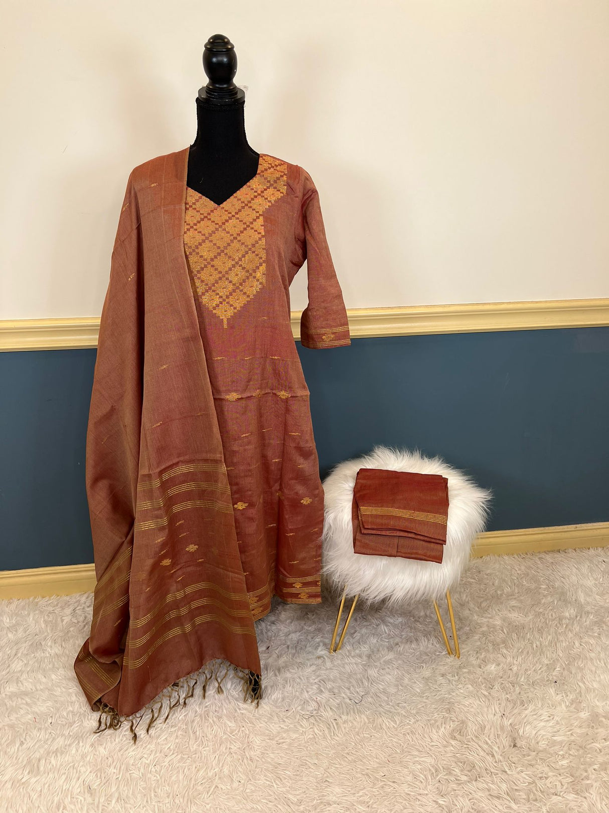 Bangladeshi Jamdani salwar kamiz