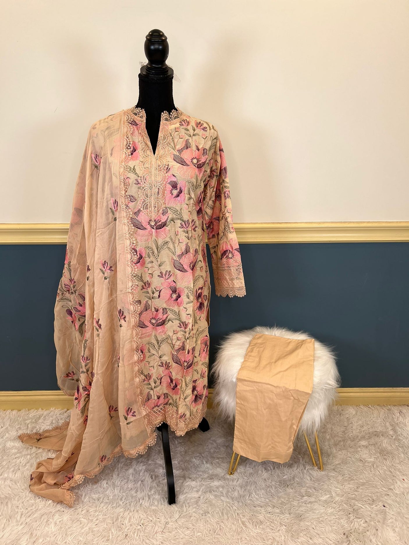 Pakistani Stitched Luxury Embroidered lawn Salwar kameez ready to ship