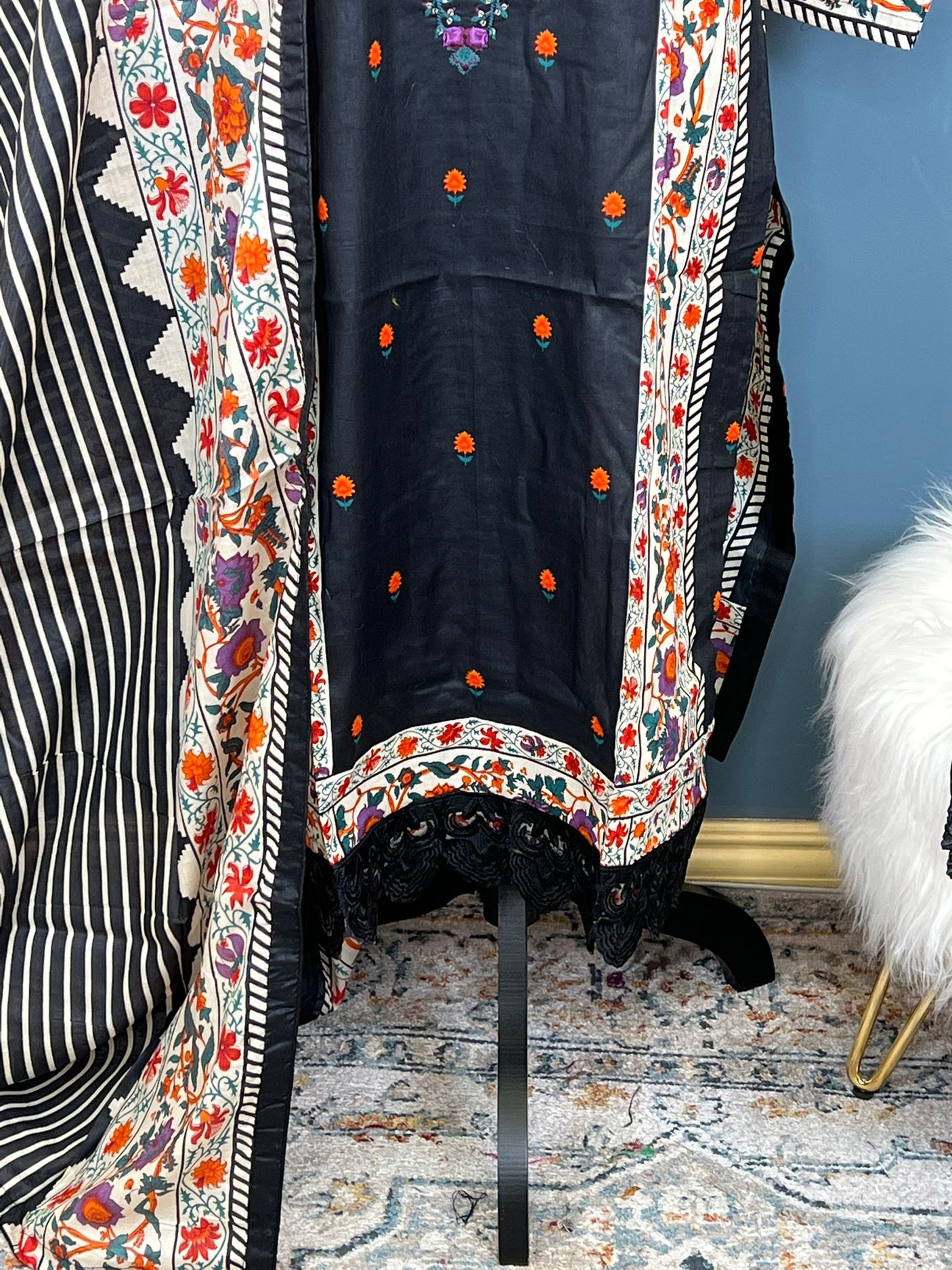 Pakistani Embroidered Lawn ready to ship