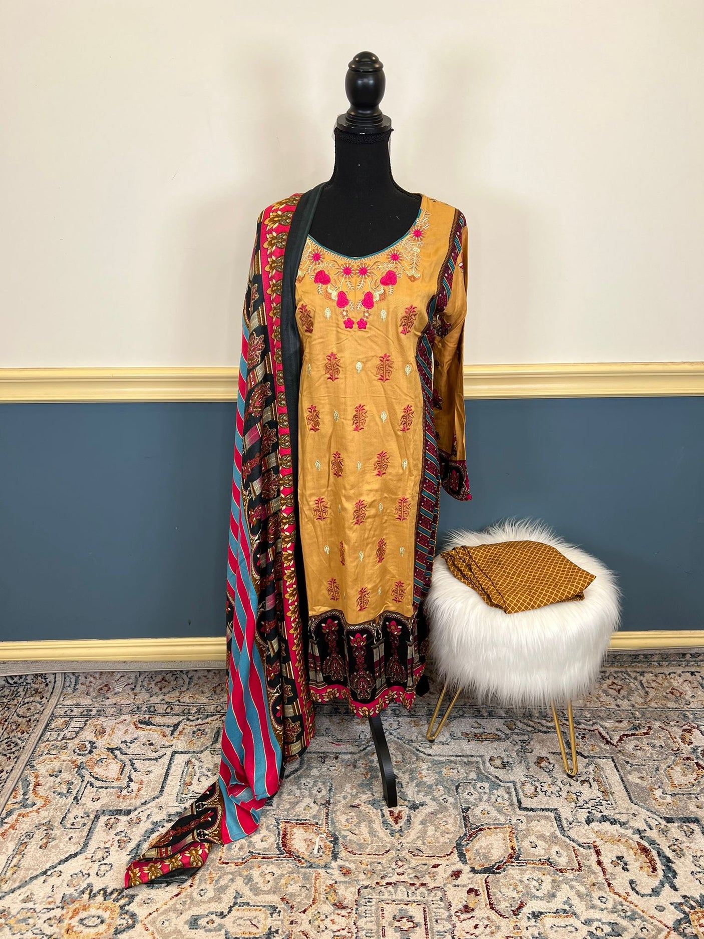 Pakistani linen Embroidered Salwar kameez Ready To Ship