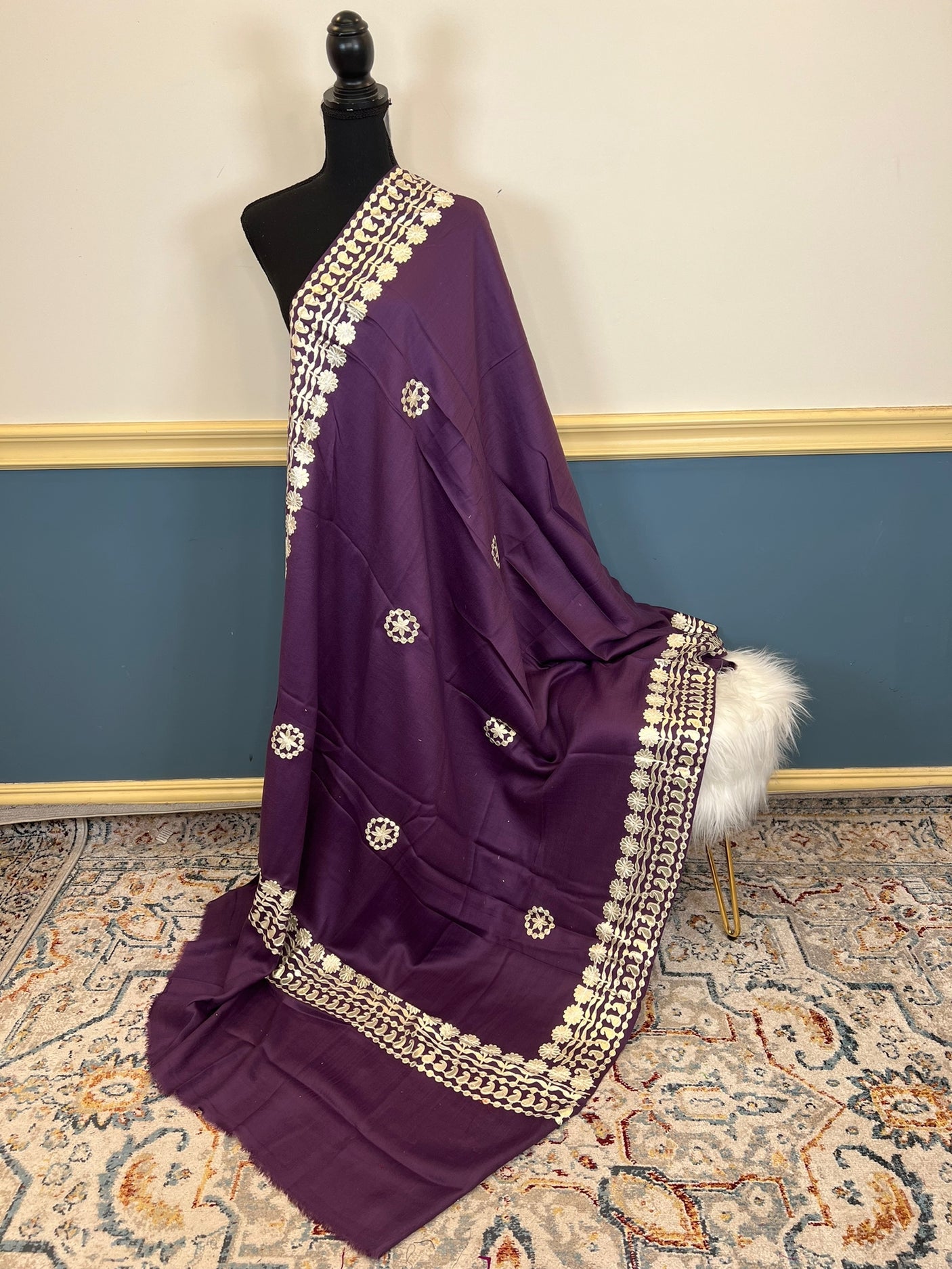 Pashmina Shawl with Aplic Work