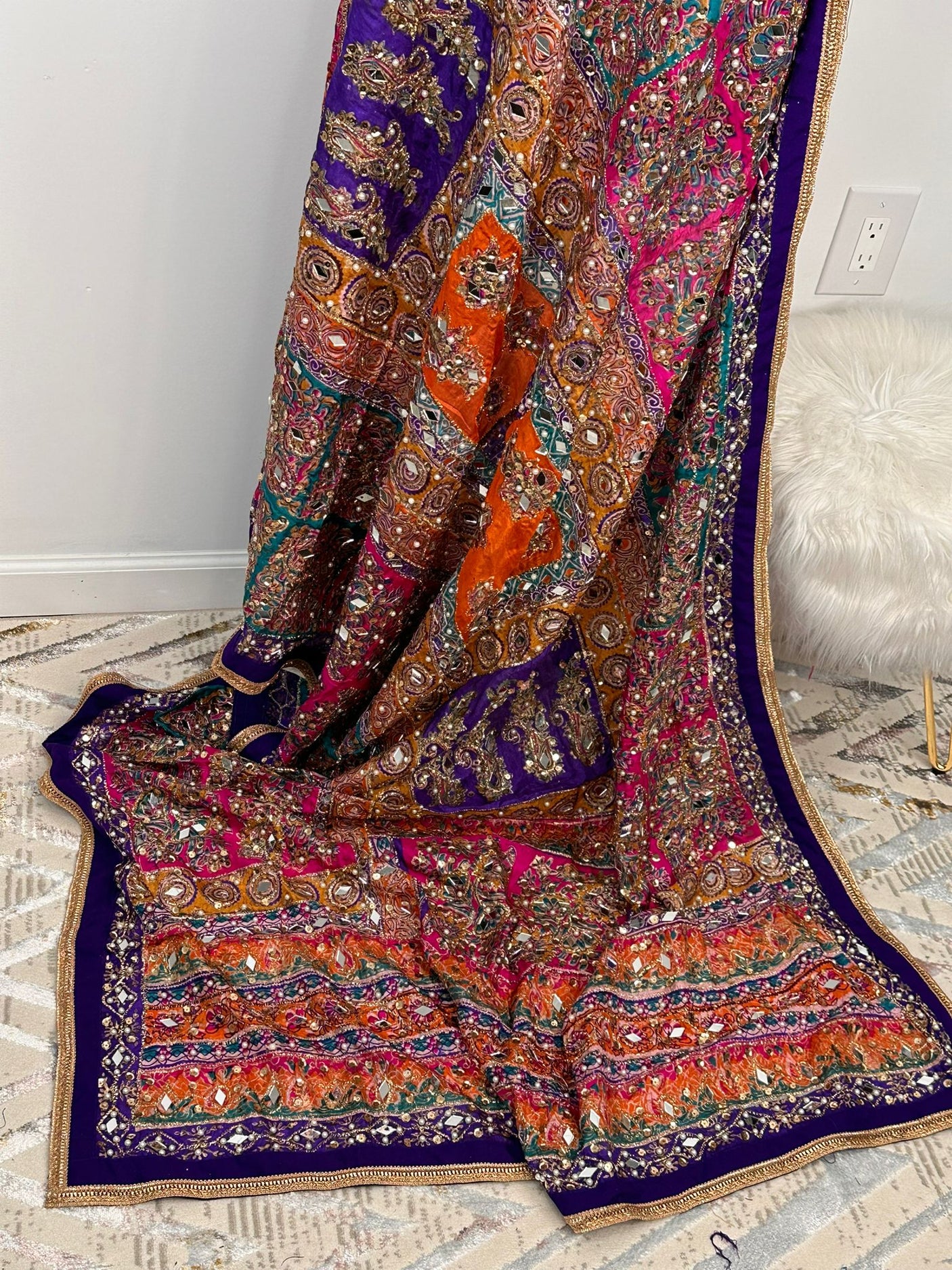 Pashmina Shawl with Aplic Work