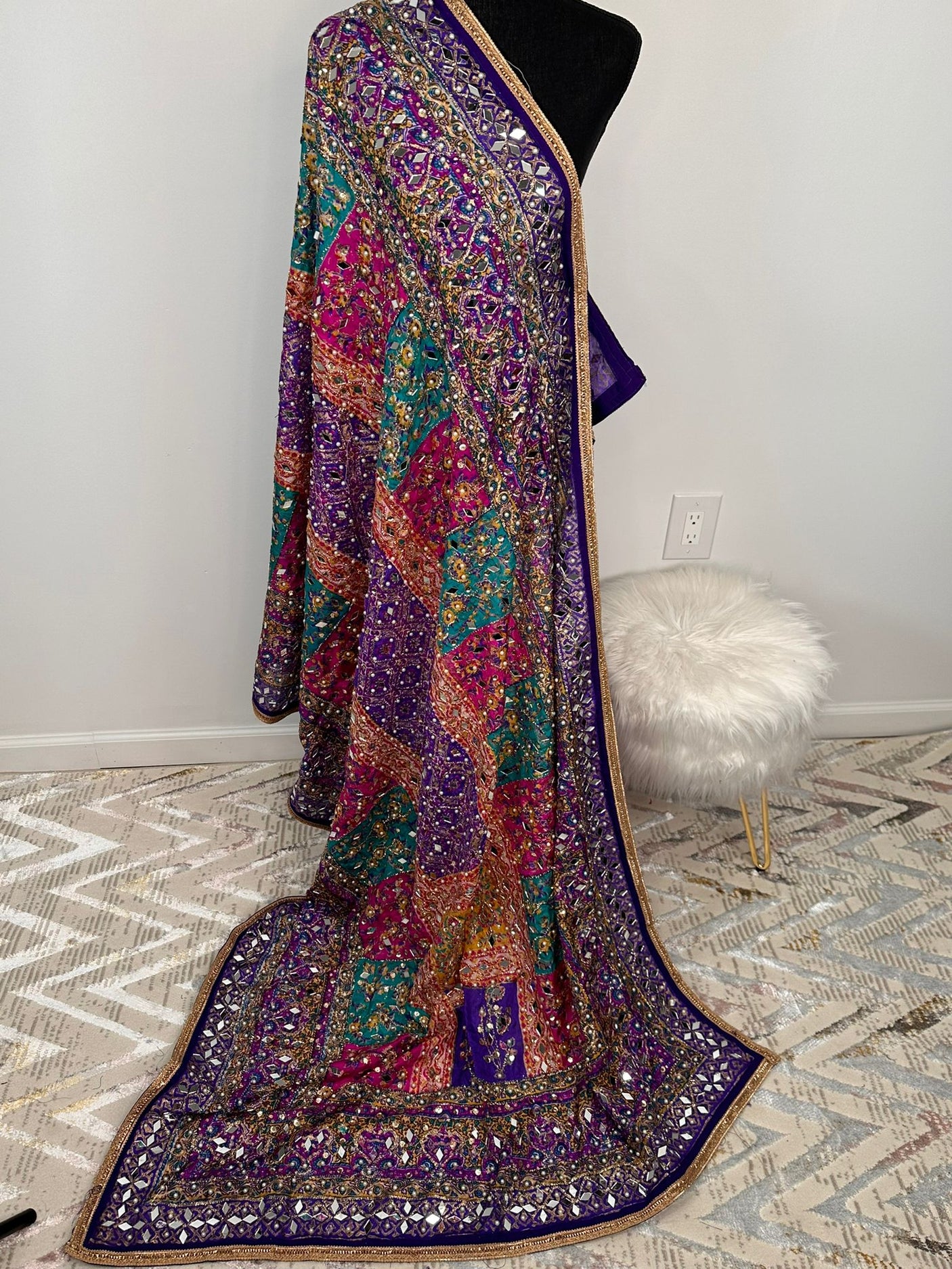 Pashmina Shawl with Aplic Work