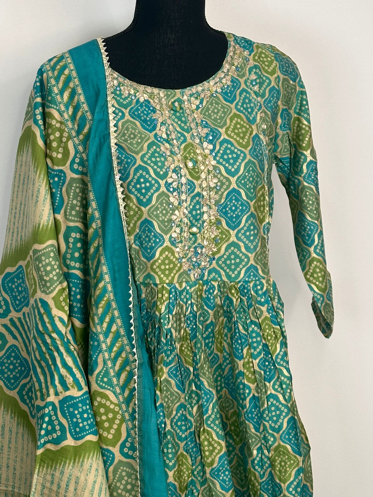 Naira Cut Salwar Kamiz Collection Ready To Ship