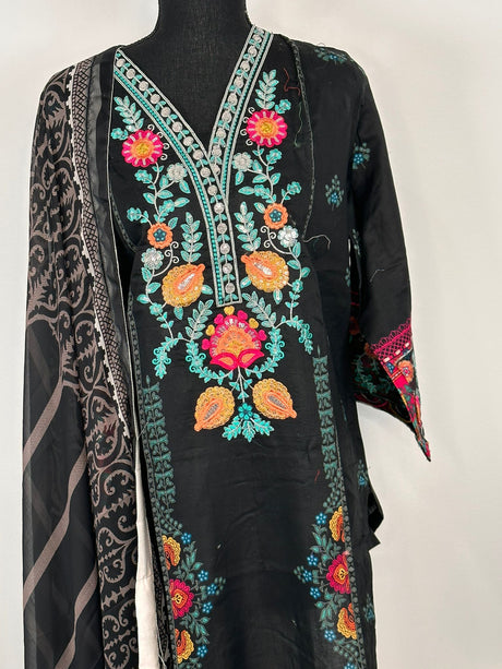 Pakistani Embroidered Lawn ready to ship