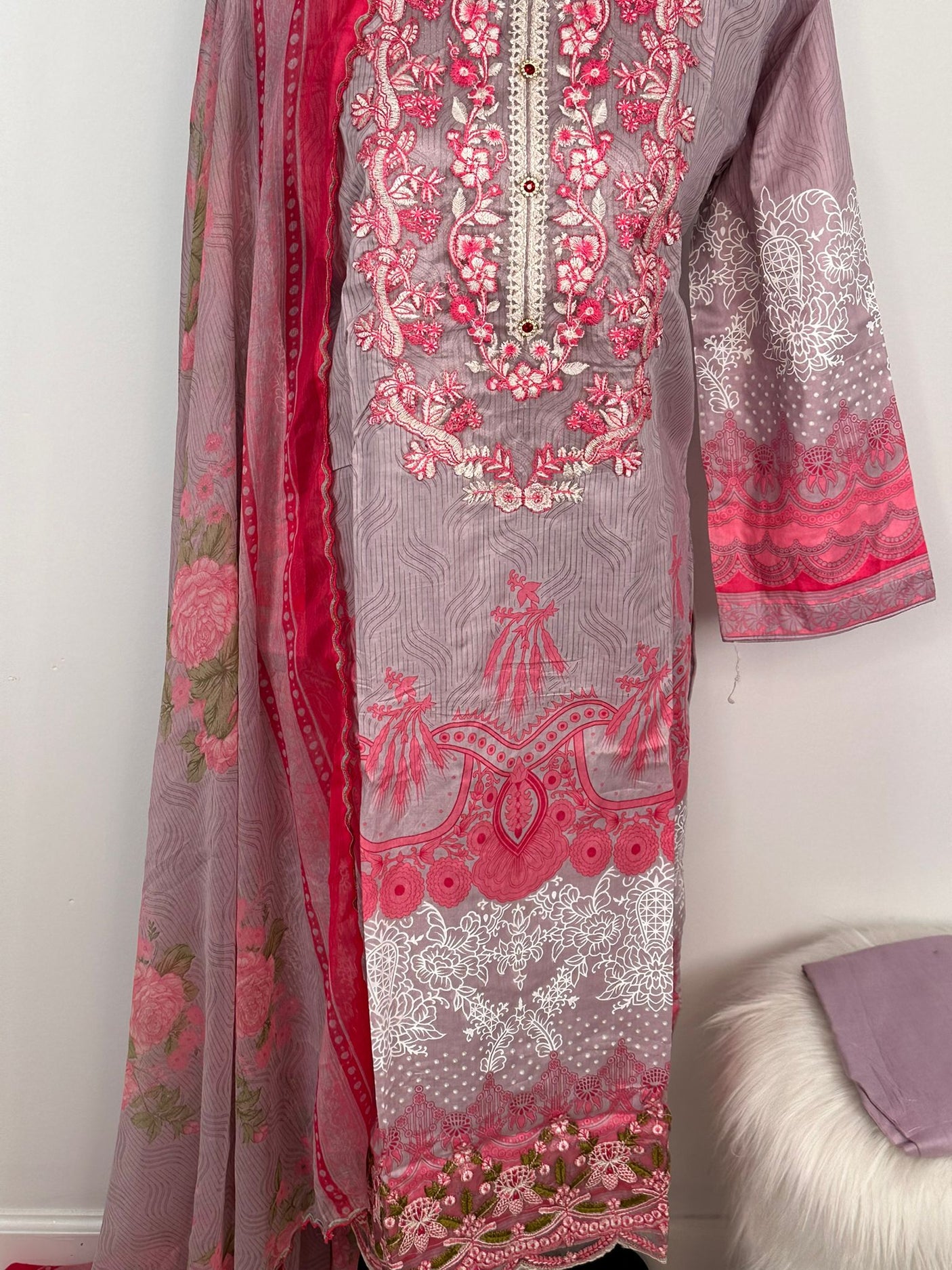 Pakistani Embroidered Lawn  ready to ship