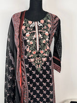 Pakistani Embroidered Lawn with chiffon dupatta ready to ship