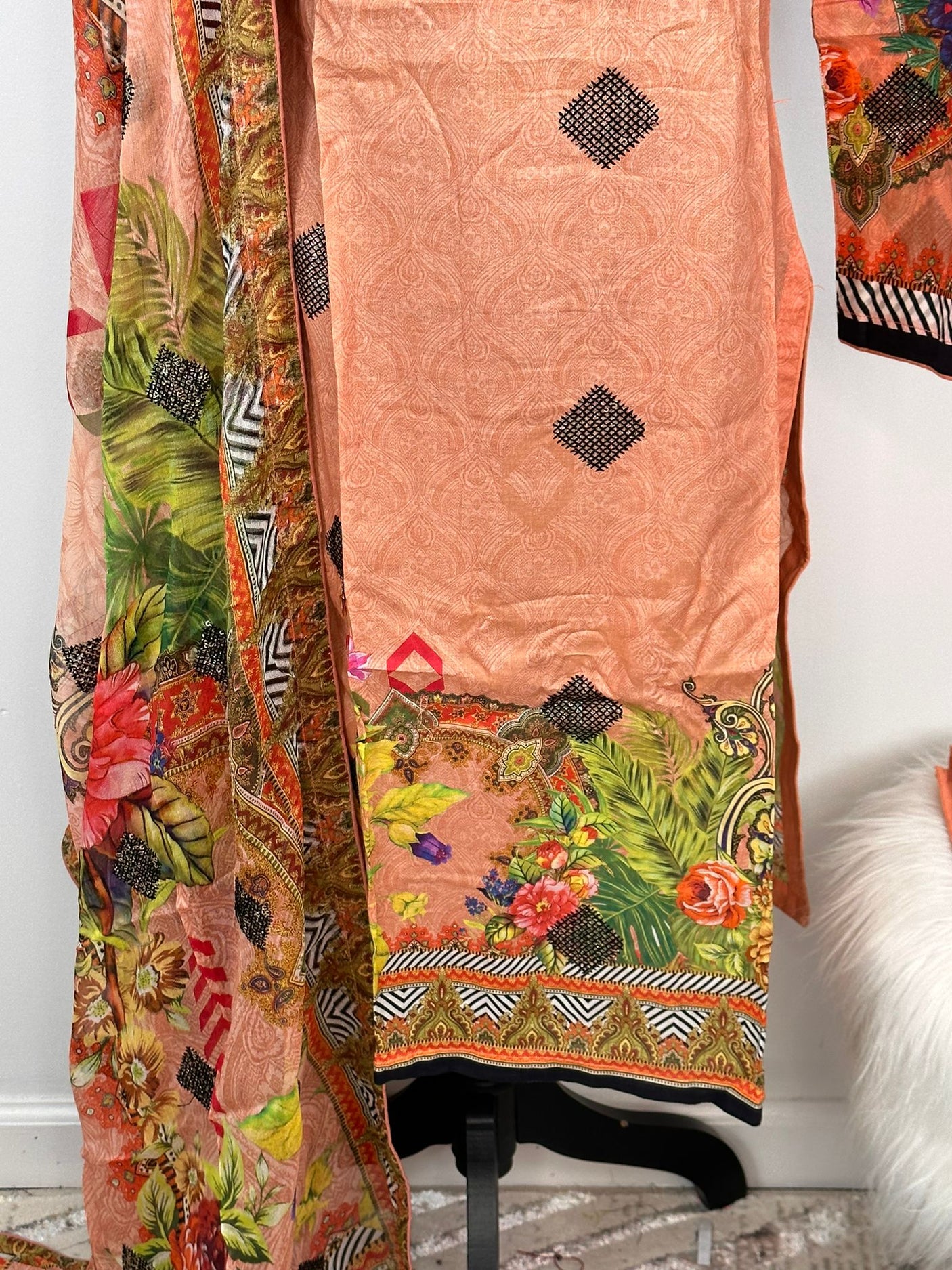 Pakistani Embroidered Lawn  ready to ship