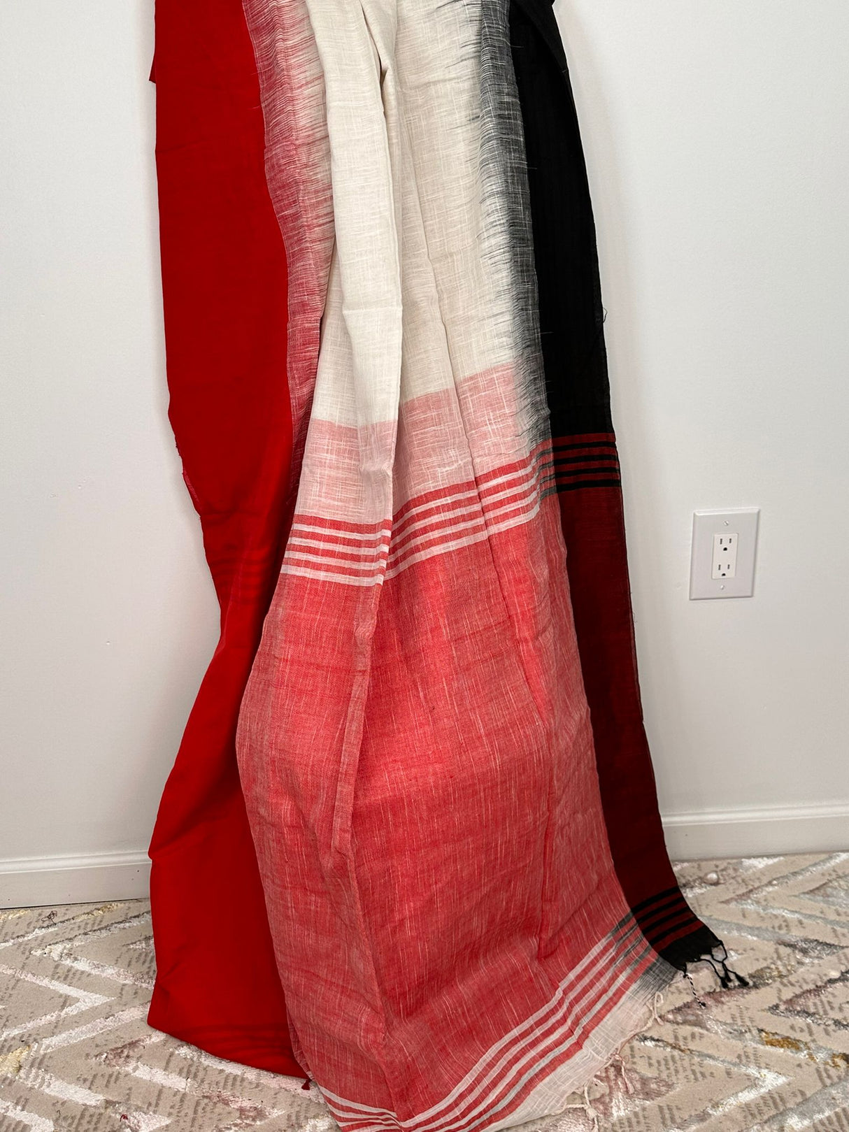 Handloom saree with running blouse