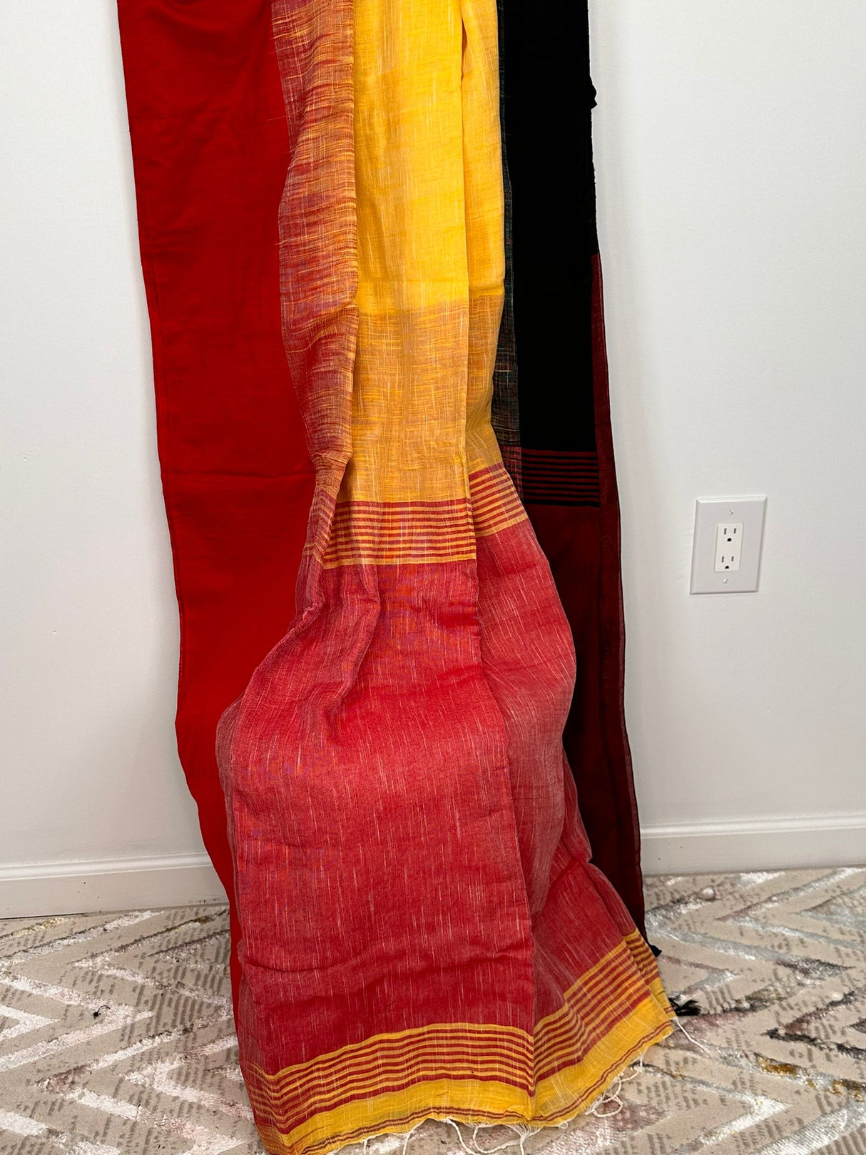 Handloom saree with running blouse