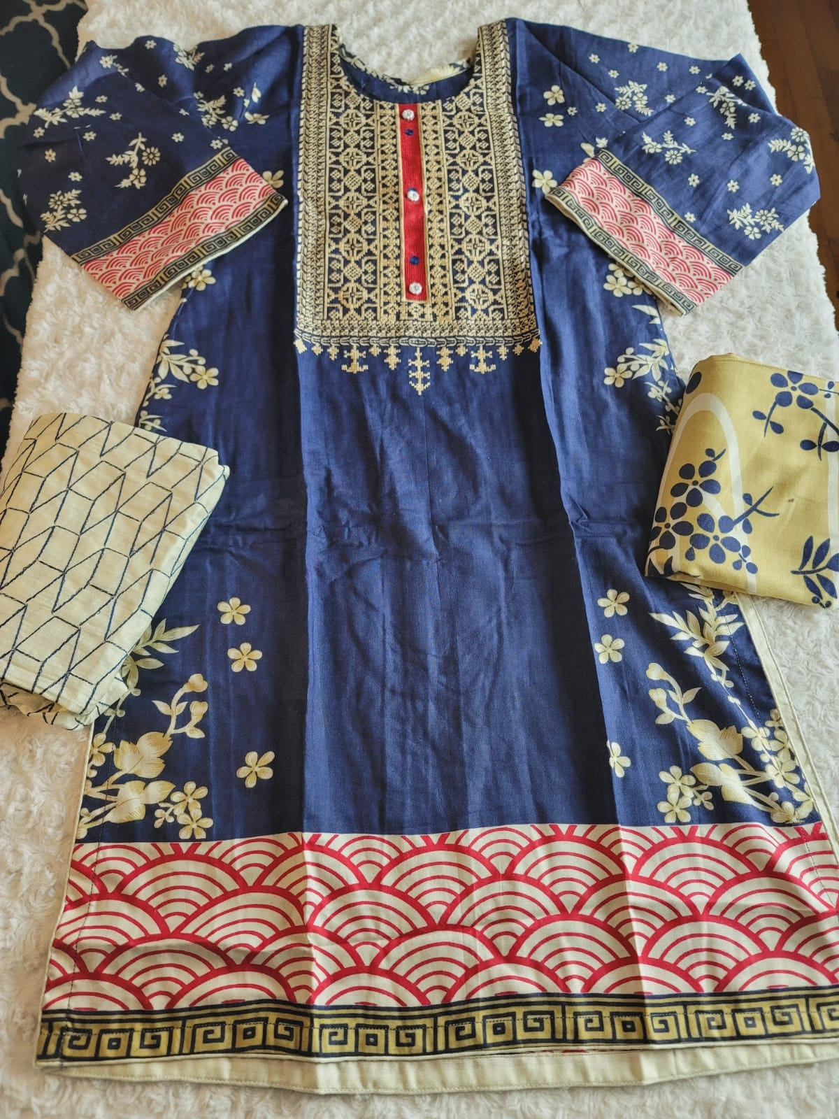 Pakistani linen Embroidered Salwar kameez Ready To Ship