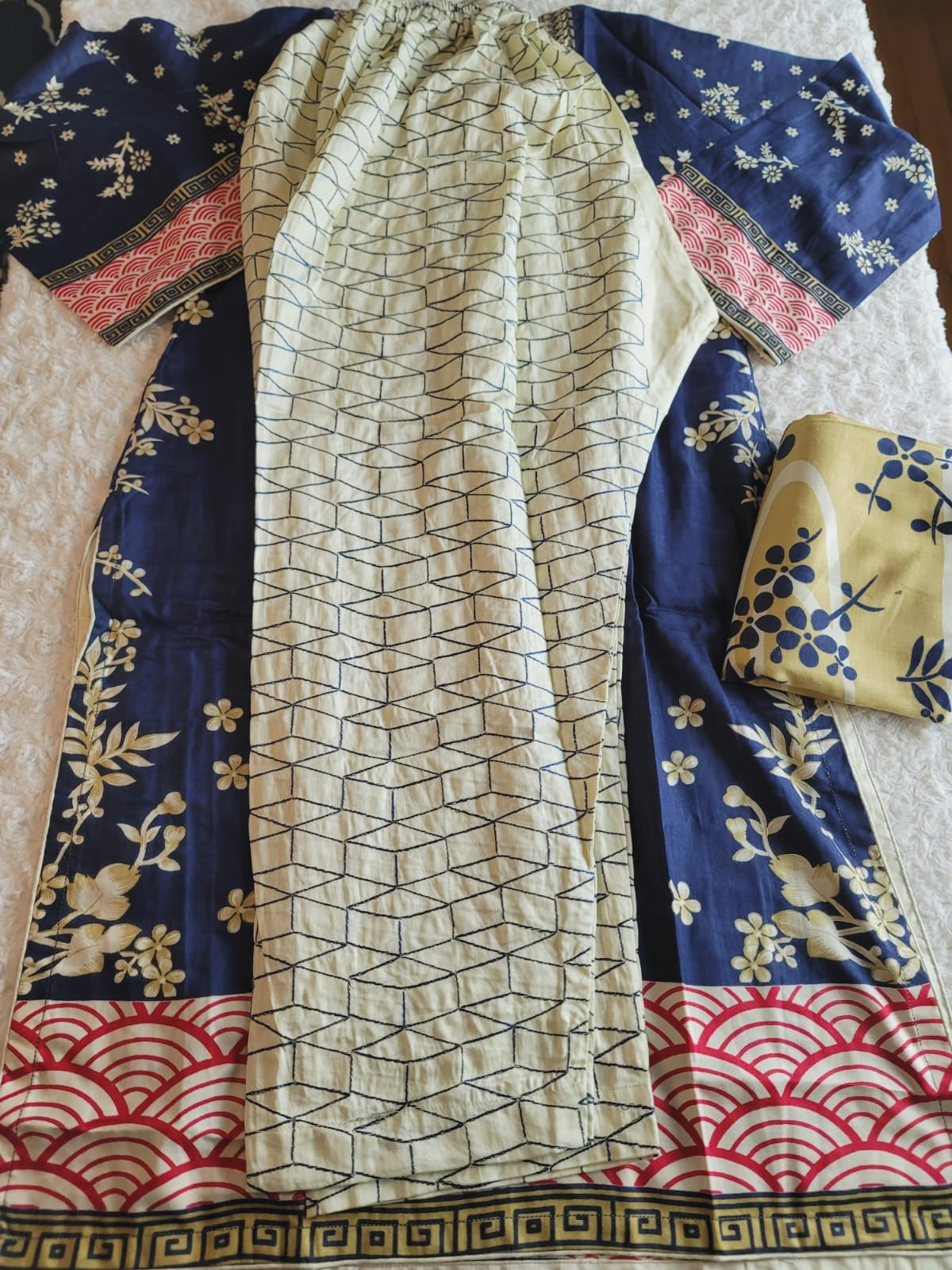 Pakistani linen Embroidered Salwar kameez Ready To Ship