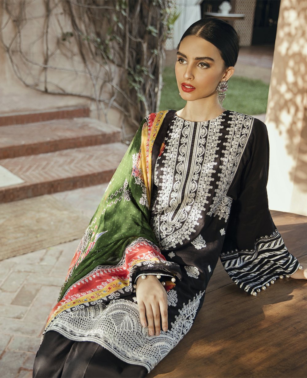 Saira Rizwan ittehad Luxury lawn-100% Original Guarantee