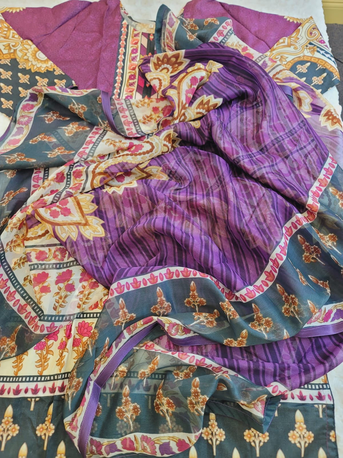 Pakistani lawn Embroidered Salwar kameez with Chiffon Dupatta Ready To Ship