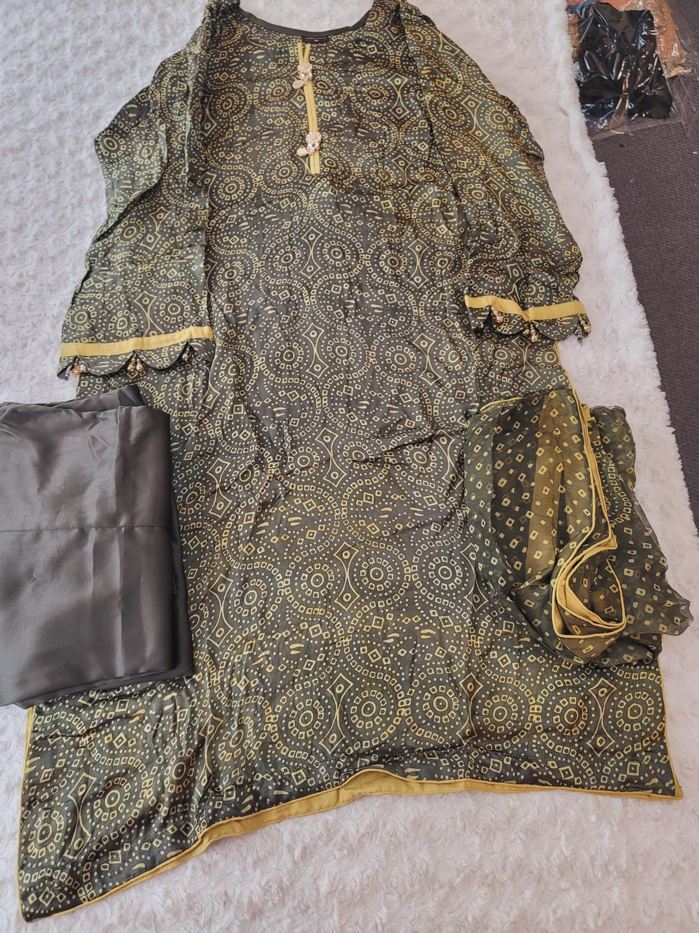 Pakistani Raw Silk Kamiz With Pure Chiffon Duppata Collection 2021 -100% Original Guaranteed