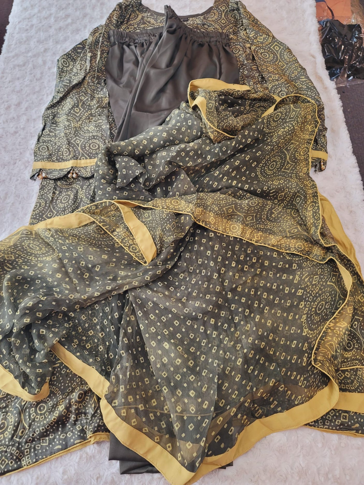 Pakistani Raw Silk Kamiz With Pure Chiffon Duppata Collection 2021 -100% Original Guaranteed