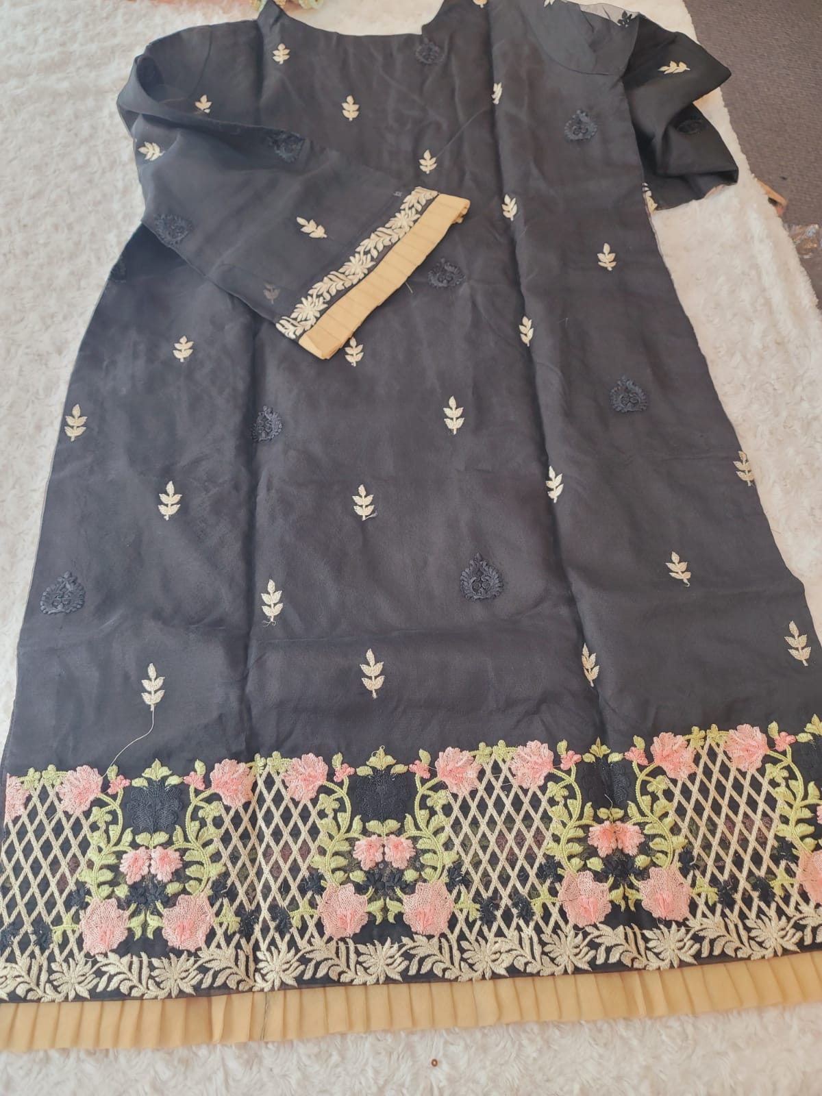 Pakistani Benchmark Luxury Kurti -100% Original Guaranteed