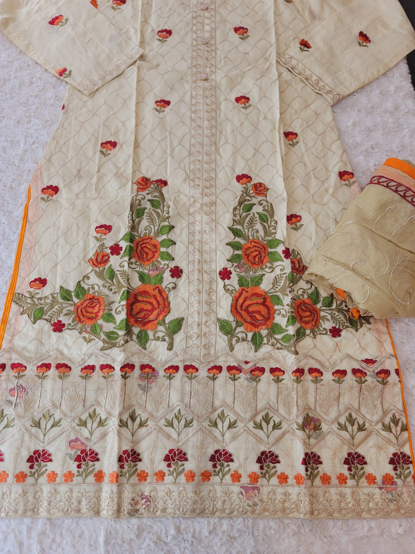 Pakistani stitched  lawn Embroidered Salwar kameez ready to ship