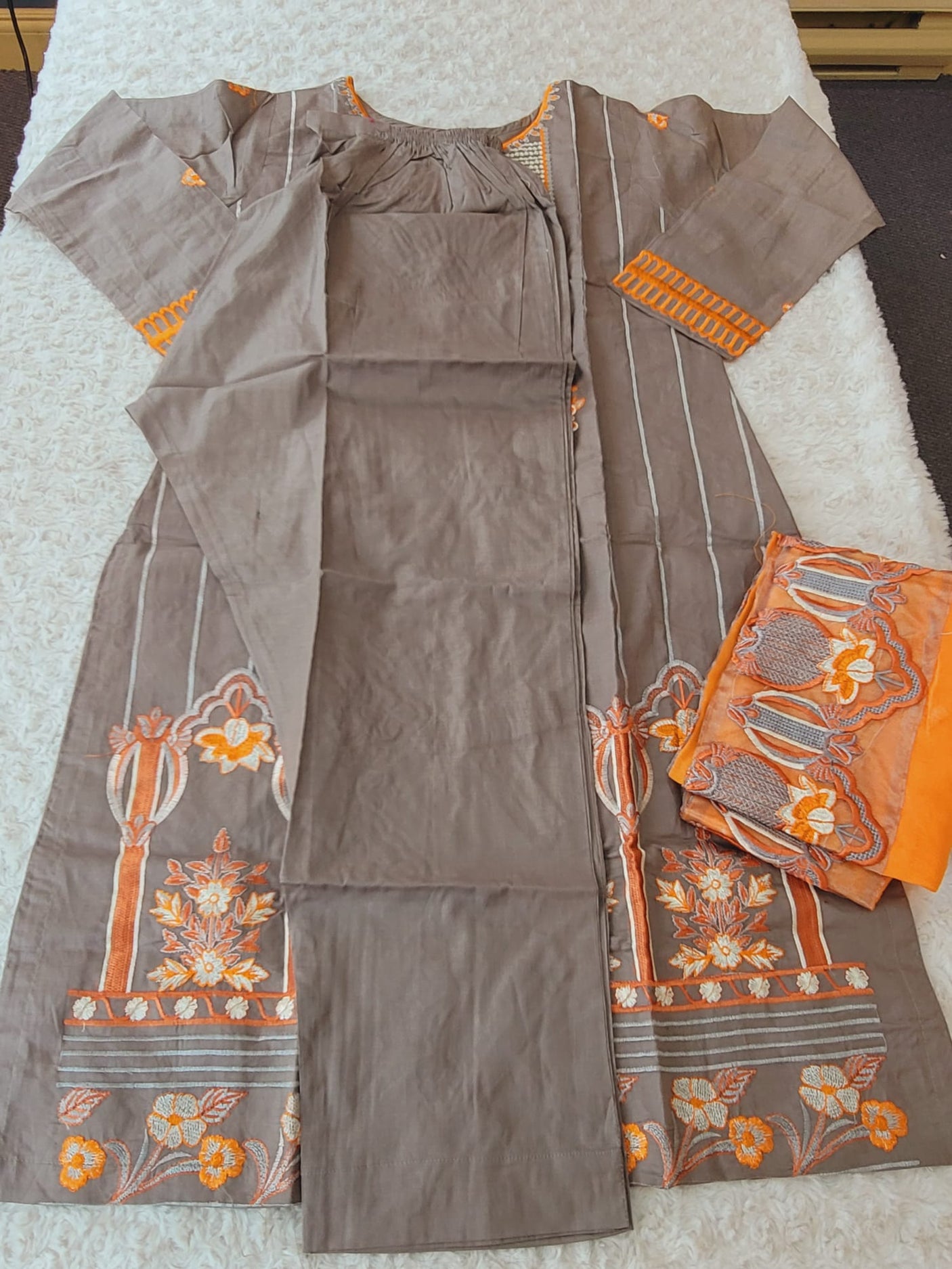 Pakistani stitched  lawn Embroidered Salwar kameez ready to ship