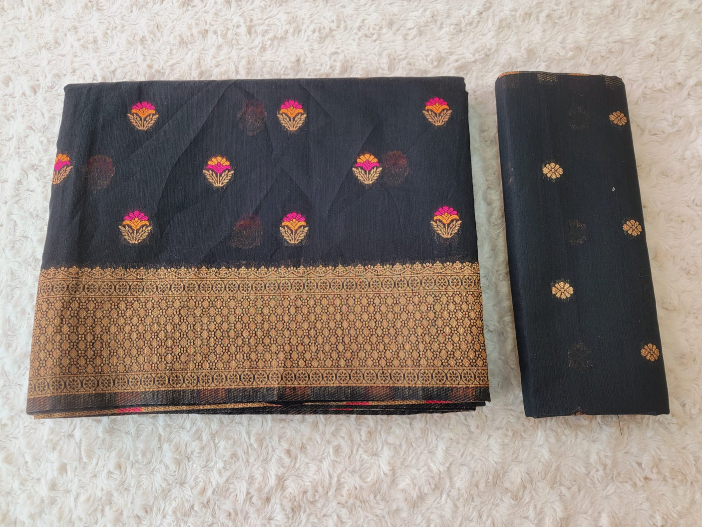 Pure tusser sillk with zari border and pallu