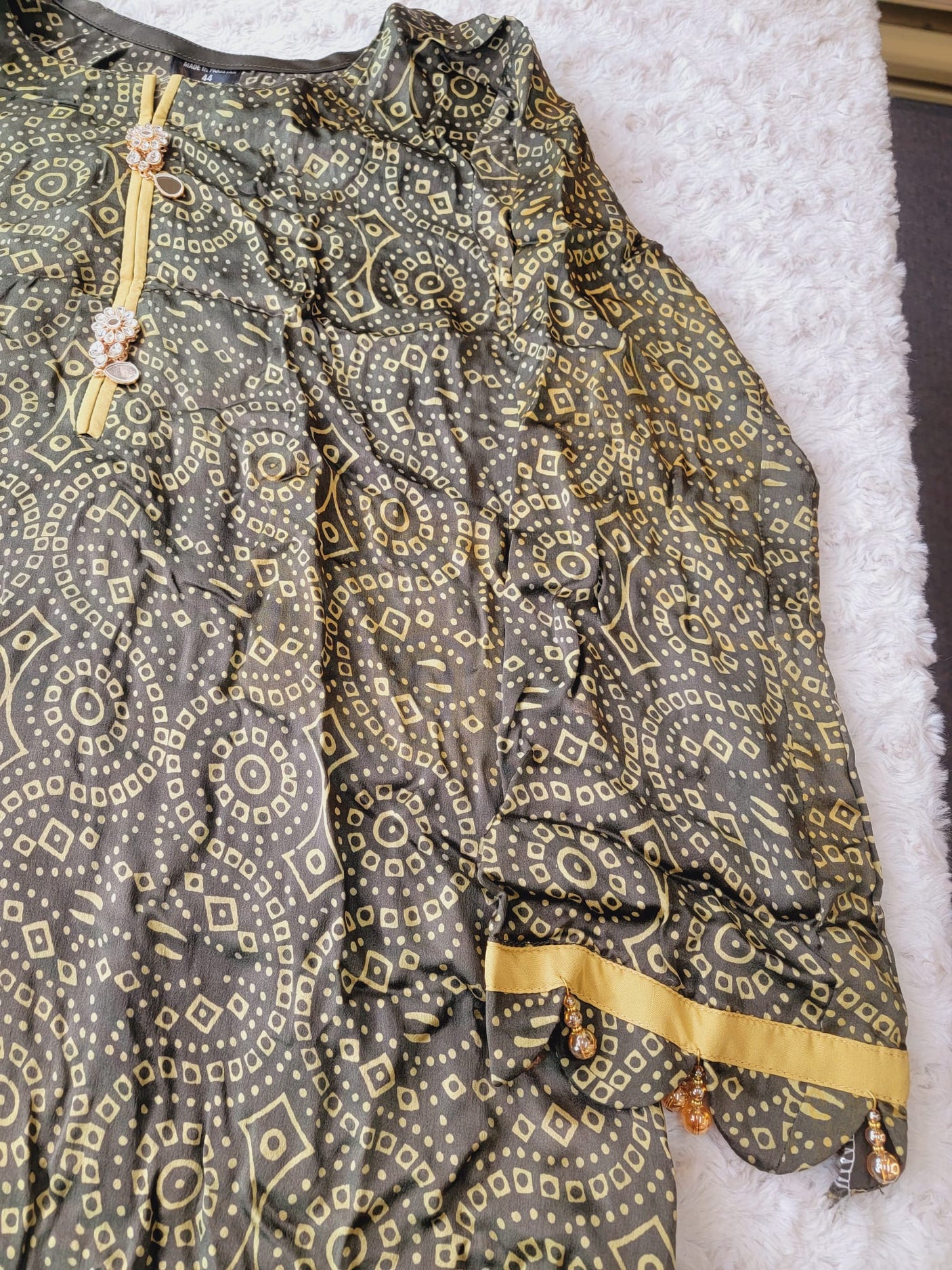 Pakistani Raw Silk Kamiz With Pure Chiffon Duppata Collection 2021 -100% Original Guaranteed