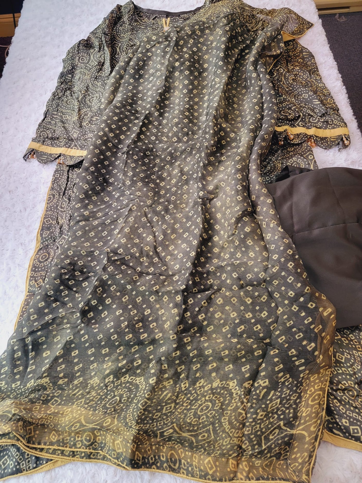 Pakistani Raw Silk Kamiz With Pure Chiffon Duppata Collection 2021 -100% Original Guaranteed