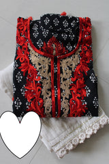 Beautiful cotton printed stitched kaftan with thread embroidery on front n back Paired with cotton stitched pant with crochet lace