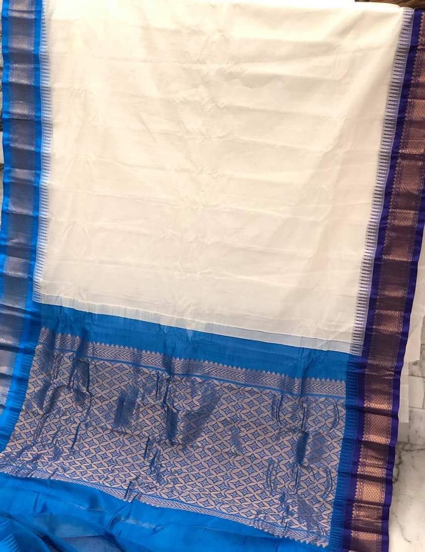 Pure Cotton Handcrafted Handloom Gadwal Sarees with Ganga Jamuna Border and Rich Zari Weavings In The Anchal n Border With blouse pc