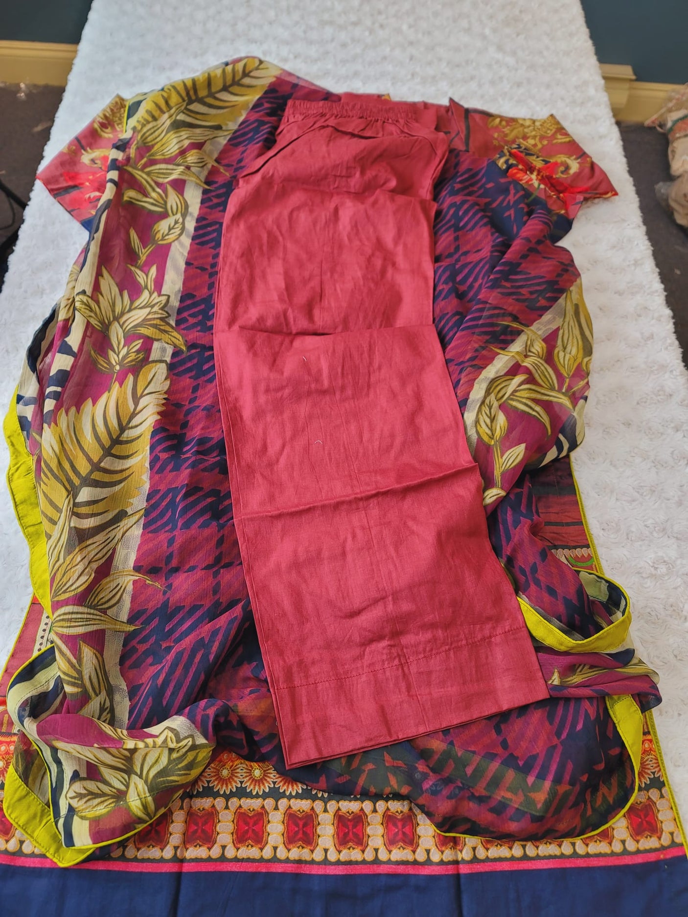 Pakistani Stitched lawn Embroidered Salwar kameez ready to ship