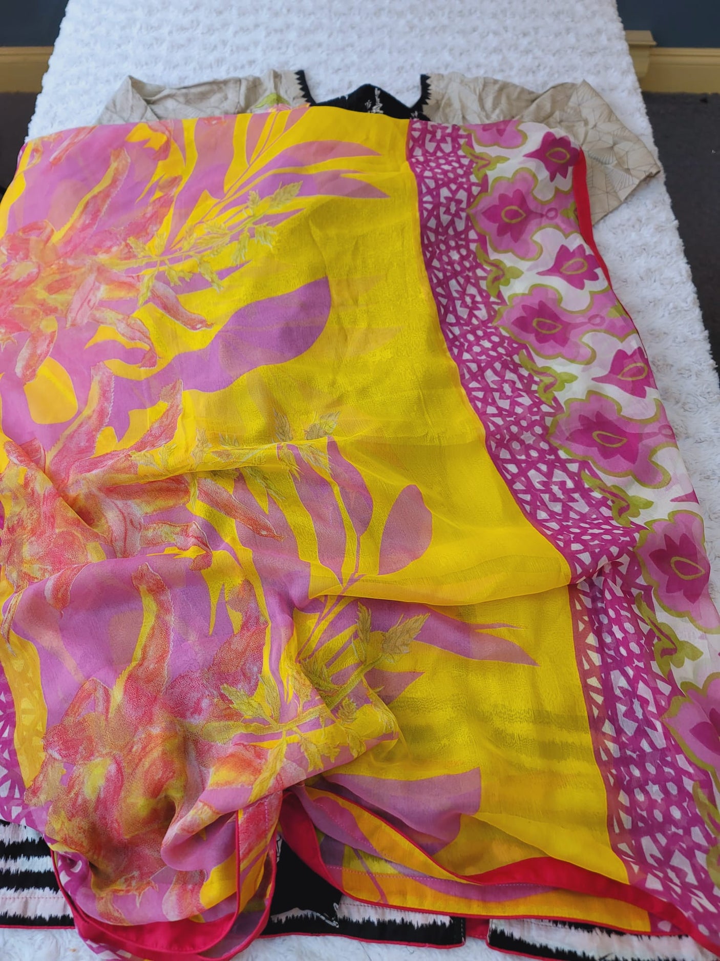 Pakistani lawn Embroidered Salwar kameez Ready To Ship