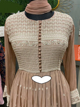 Pure Chinon kurta With Attached Lining And Beautiful Thread Embroidery With Cutdana Sequence And Pearl Work Front And Back💐Pure Chiffon Full Size Dupatta With Four Side Gotta Border💐With Sequence Highlights💐