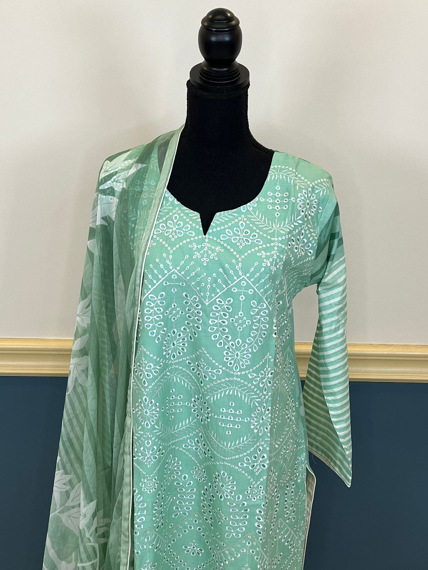 Pakistani Stitched Embroidered lawn Salwar kameez ready to ship