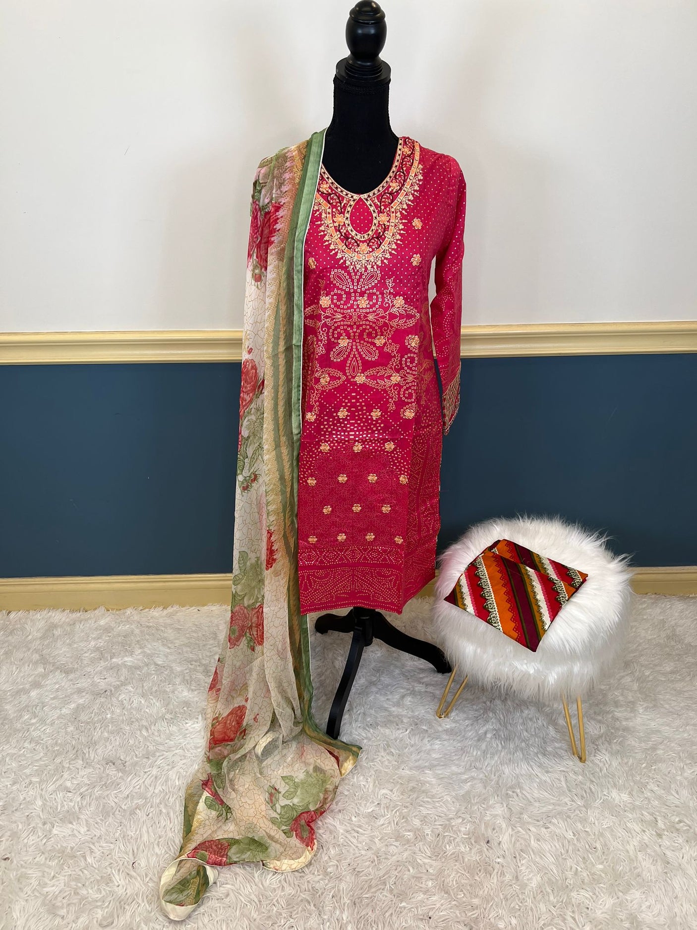 Pakistani Stitched Embroidered lawn Salwar kameez ready to ship