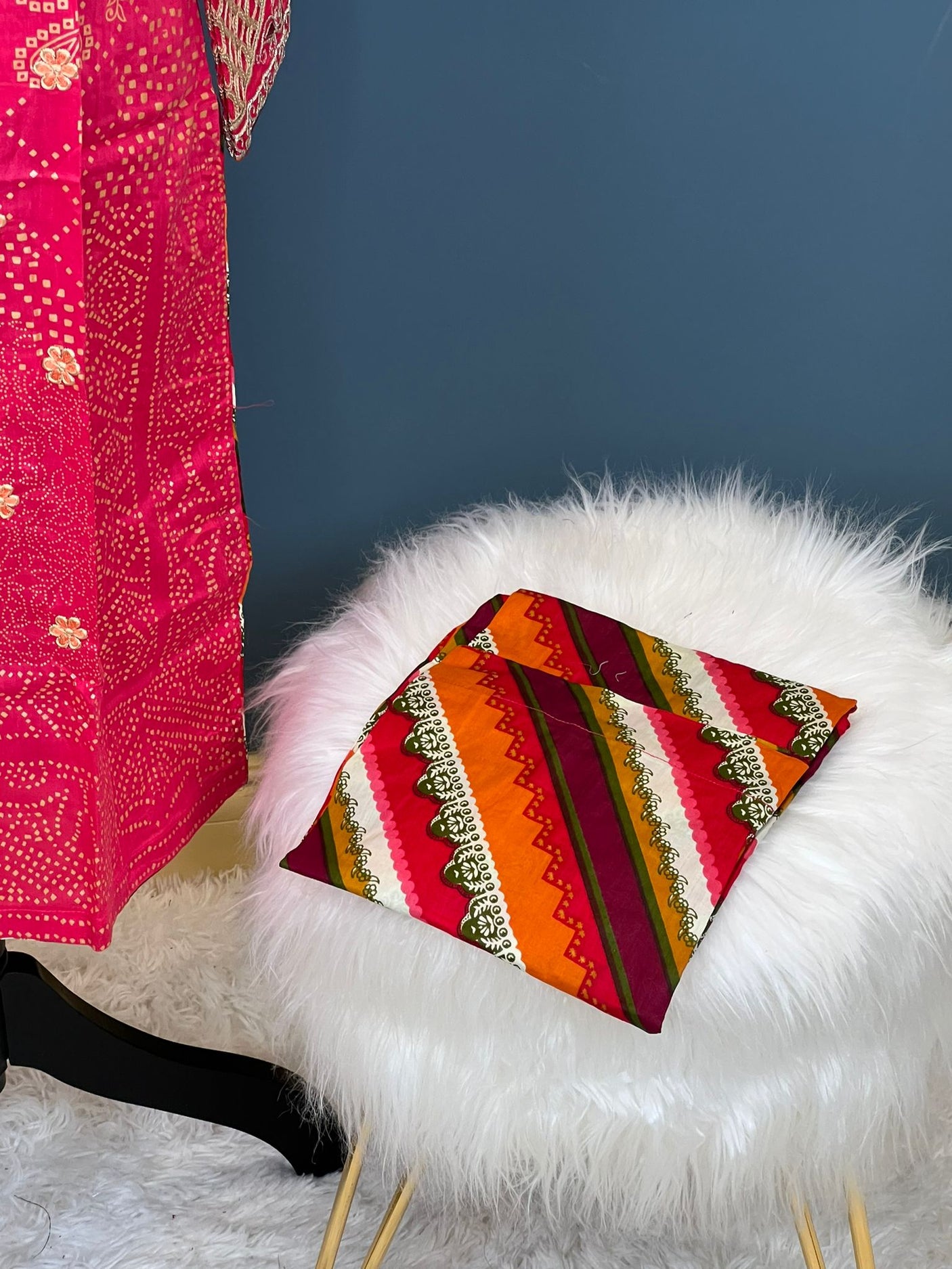 Pakistani Stitched Embroidered lawn Salwar kameez ready to ship