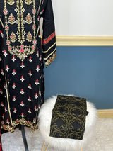 Pakistani Stitched Embroidered lawn Salwar kameez ready to ship