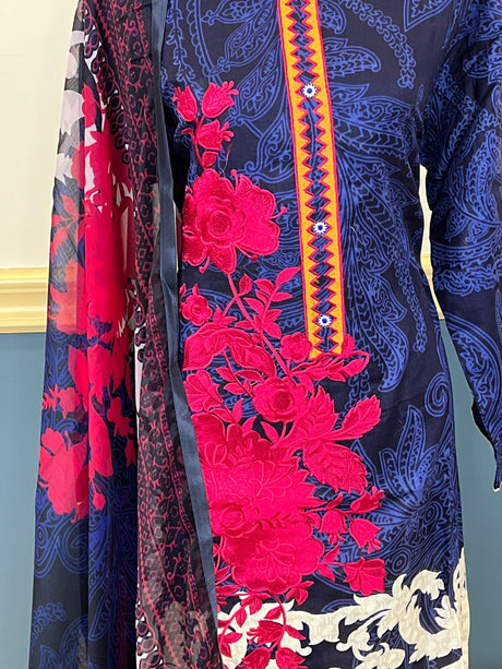 Pakistani Stitched Embroidered lawn Salwar kameez ready to ship