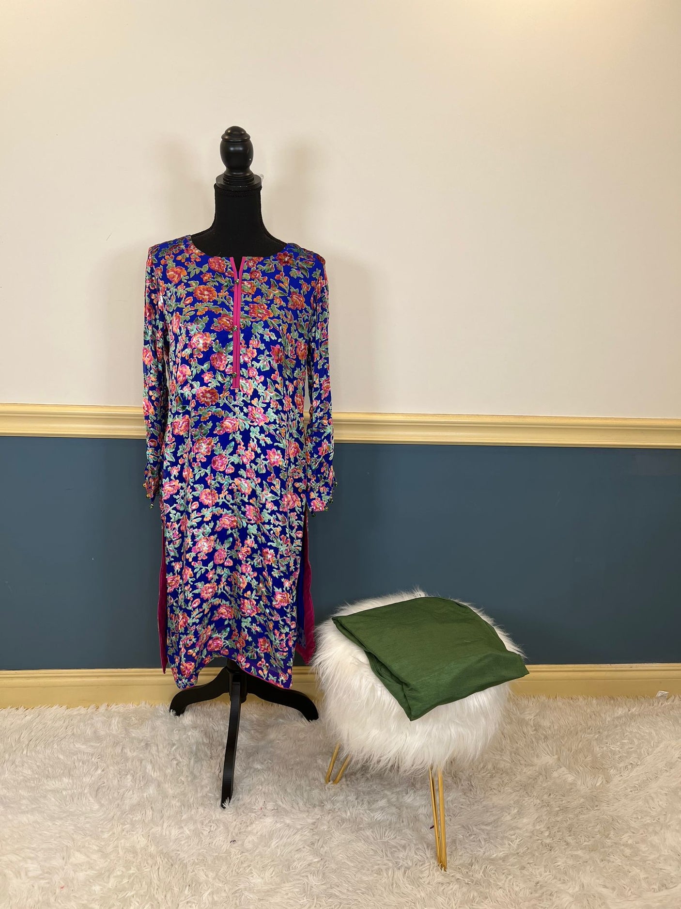 Pakistani 2 pc Kurti