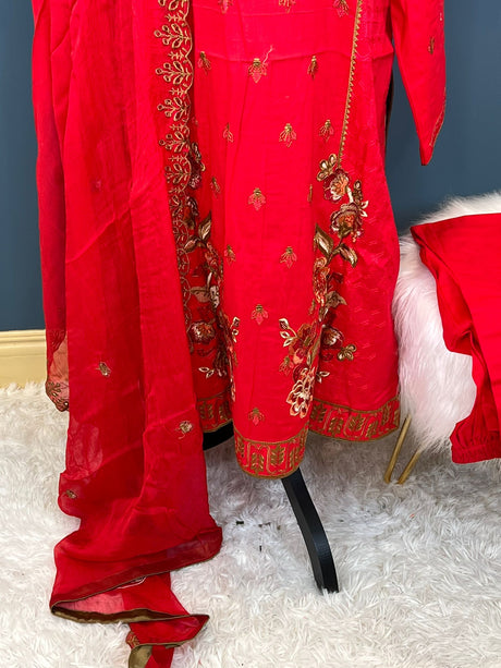 Pakistani Stitched Embroidery luxury  lawn Dresses Ready To Ship