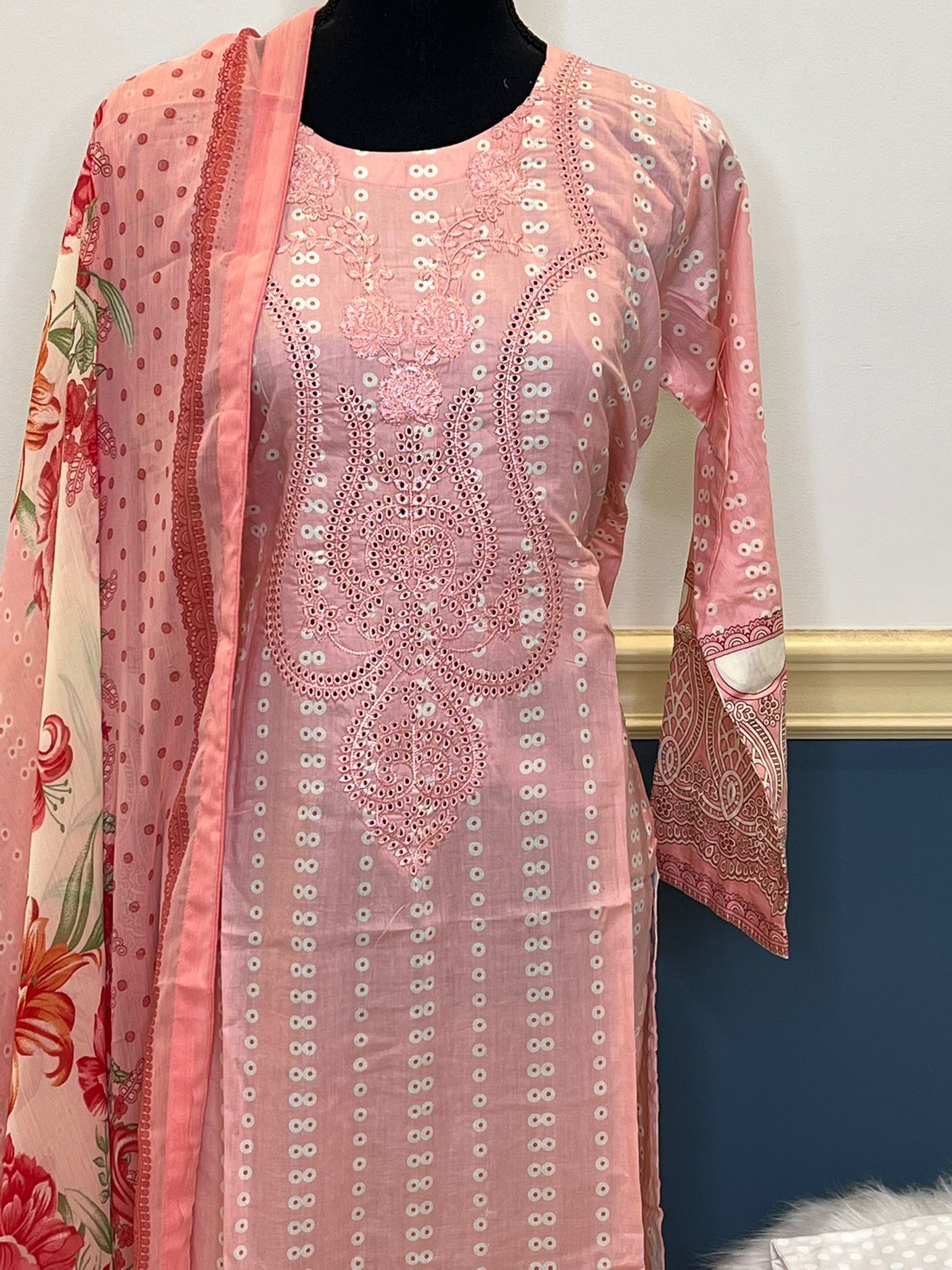 Pakistani Stitched Embroidered lawn Salwar kameez ready to ship