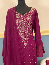 Pakistani Mukesh Salwer Jamison