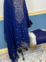 Pakistani Mukesh Salwer Jamison