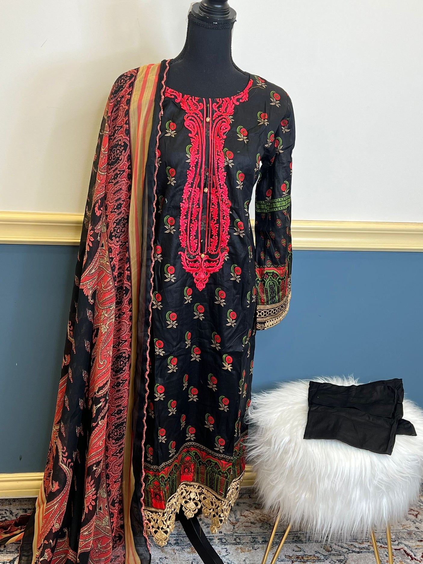 Pakistani Stitched lawn Embroidered Salwar kameez ready to ship