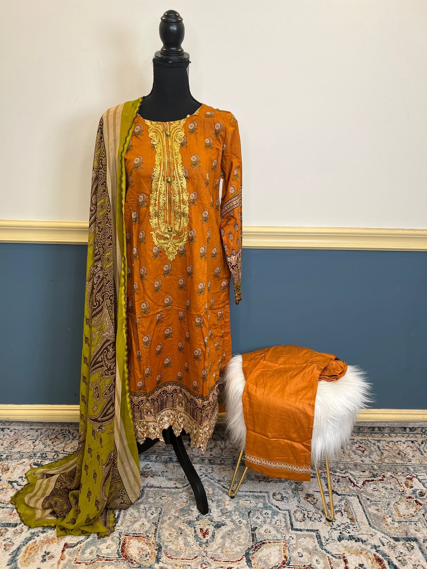 Pakistani Stitched lawn Embroidered Salwar kameez ready to ship