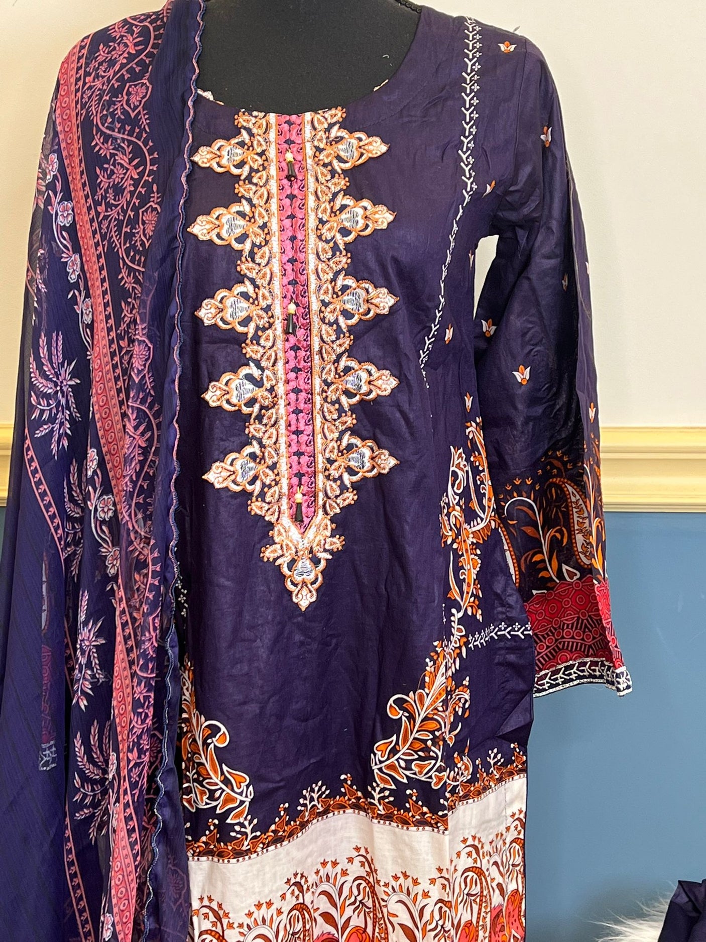Pakistani Stitched lawn Embroidered Salwar kameez ready to ship