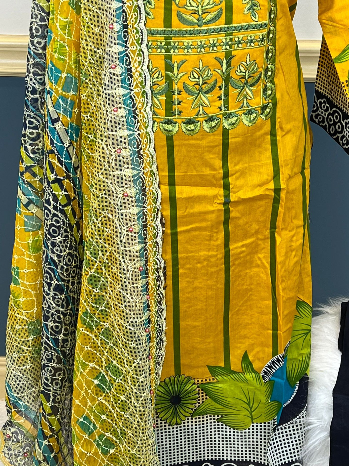 Pakistani Stitched lawn Embroidered Salwar kameez ready to ship