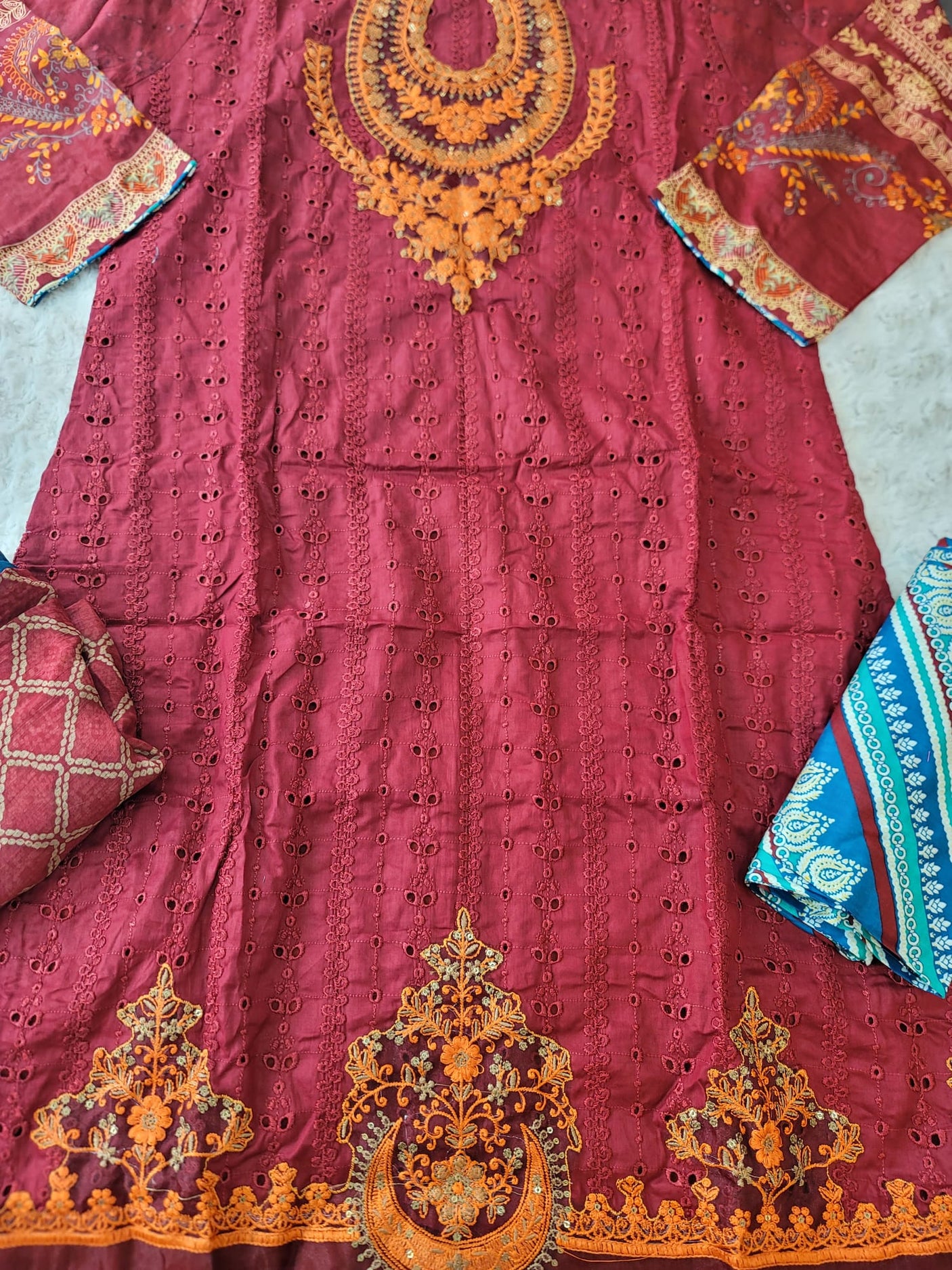 Pakistani Stitched lawn Embroidered Salwar kameez ready to ship